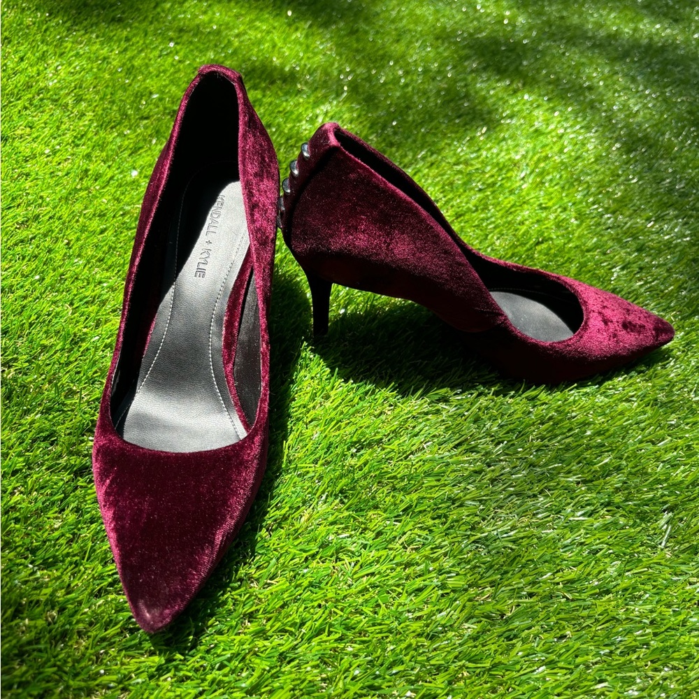 KENDALL + KYLE VELVET HEELS